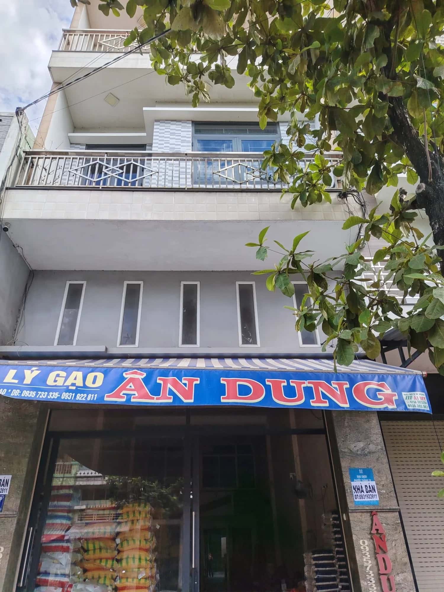 Bán nhà mặt tiền Trần Hưng Đạo Thành phố Quy Nhơn, Bình Định – 2 phòng ngủ, giá 12 tỷ