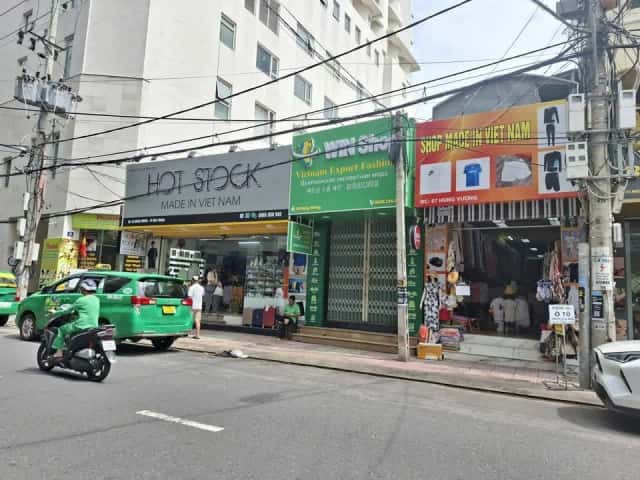 Bán nhà mặt tiền Hùng Vương Thành phố Nha Trang, Khánh Hòa – 1 phòng ngủ, giá 30 tỷ