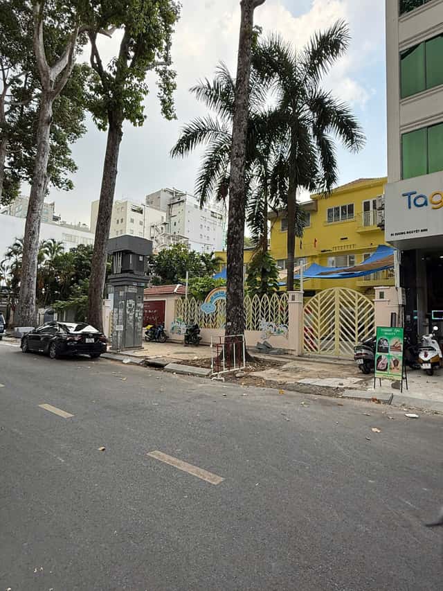 Bán nhà mặt tiền Sương Nguyệt Ánh Quận 1, TP.HCM – giá 57 tỷ Bán nhà mặt tiền Sương Nguyệt Ánh Quận 1, TP.HCM – giá 57 tỷ