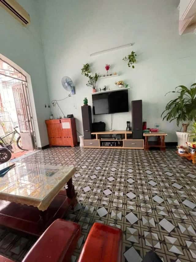 Bán nhà hẻm Tổ 12 Hòa Trung Thành phố Nha Trang, Khánh Hòa – 2 phòng ngủ, giá 4 tỷ