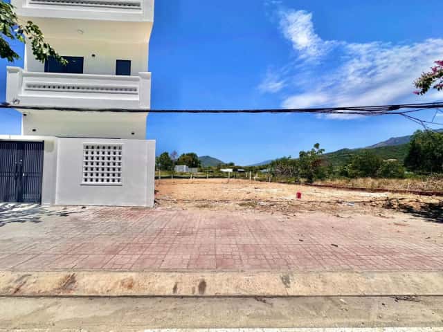 Bán đất đường Phong Châu, TDP Phước Thượng Thành phố Nha Trang, Khánh Hòa – giá 4.4 tỷ