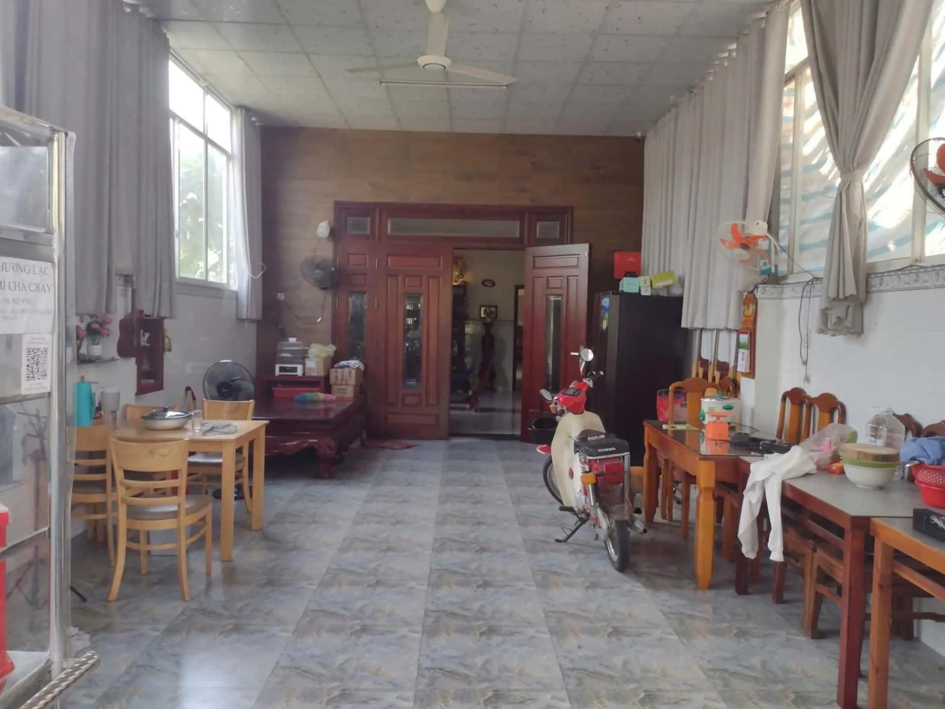 Bán nhà mặt tiền đường ĐX 013 Thành phố Thủ Dầu Một, Bình Dương – 2 phòng ngủ, giá 4.2 tỷ