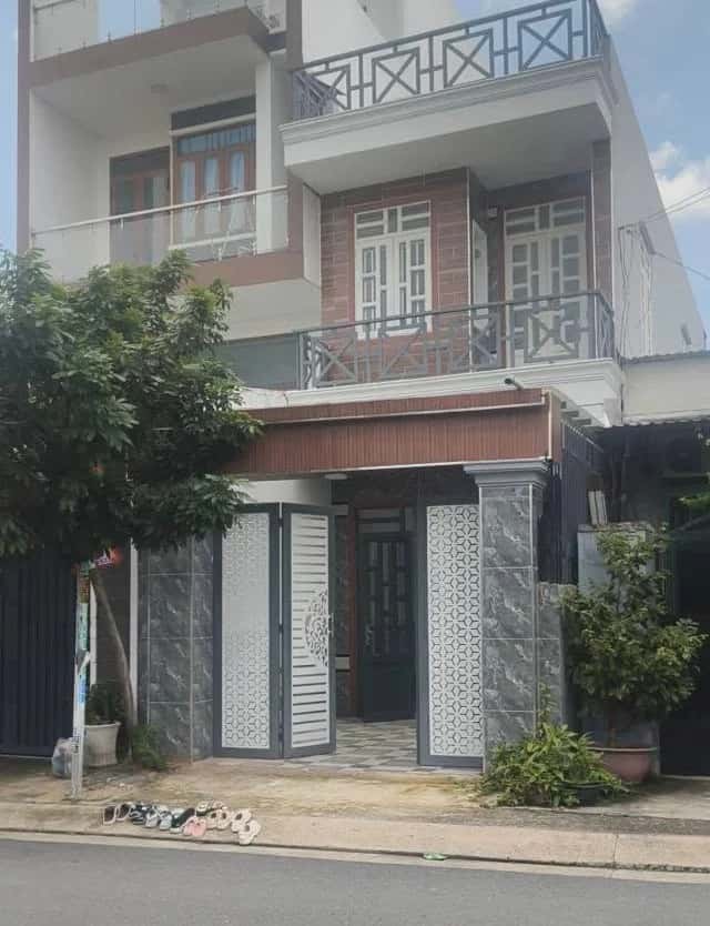 Bán nhà hẻm Xuân Thới Thượng 22, ấp 5 Huyện Hóc Môn, TP.HCM – 4 phòng ngủ, giá 5.1 tỷ