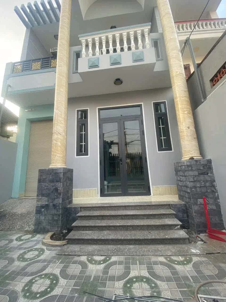 Bán nhà hẻm Ấp Trung Đông 1 Huyện Hóc Môn, TP.HCM – 4 phòng ngủ, giá 5.5 tỷ