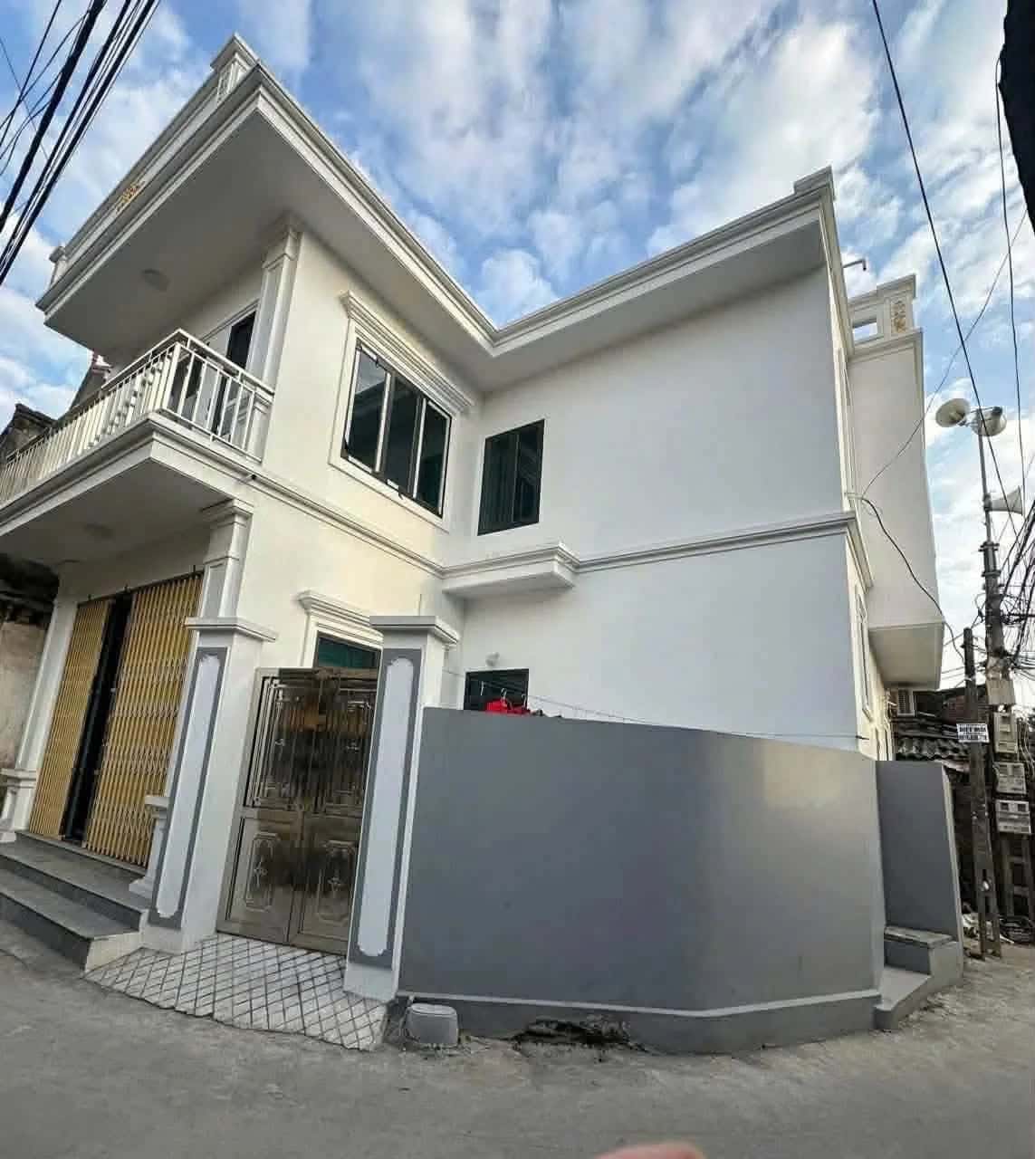 Bán nhà hẻm thôn Ông Tố Huyện Yên Mỹ, Hưng Yên – 2 phòng ngủ, giá 4.2 tỷ