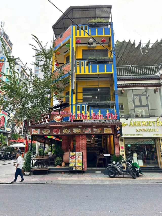 Bán nhà mặt tiền đường Hùng Vương Thành phố Nha Trang, Khánh Hòa – 4 phòng ngủ, giá 34 tỷ