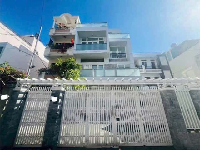 Bán nhà mặt tiền Hà Thanh Thành phố Nha Trang, Khánh Hòa – 6 phòng ngủ, giá 8.8 tỷ