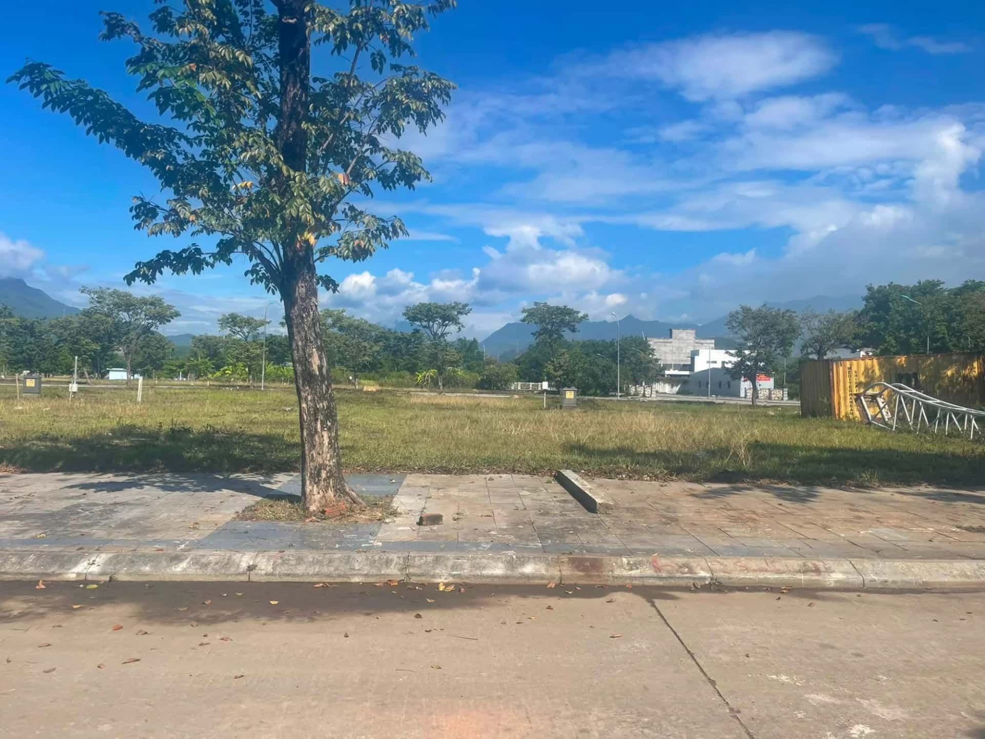 Bán đất Lô 28 phân khu B2-26 Dự án Golden Hills Huyện Hòa Vang, TP. Đà Nẵng – giá 3.1 tỷ
