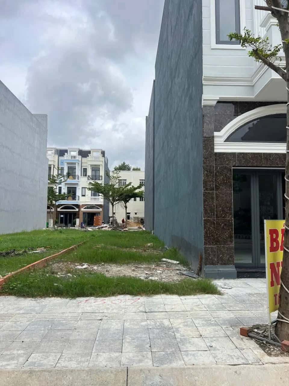 Bán đất đường N4, Khu dân cư Icon Central Thành phố Dĩ An, Bình Dương – giá 3.1 tỷ