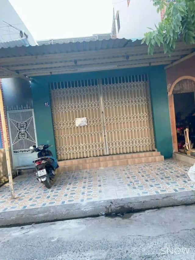 Bán nhà mặt tiền đường Nguyễn Sơn Thành phố Nha Trang, Khánh Hòa – 2 phòng ngủ, giá 4.9 tỷ