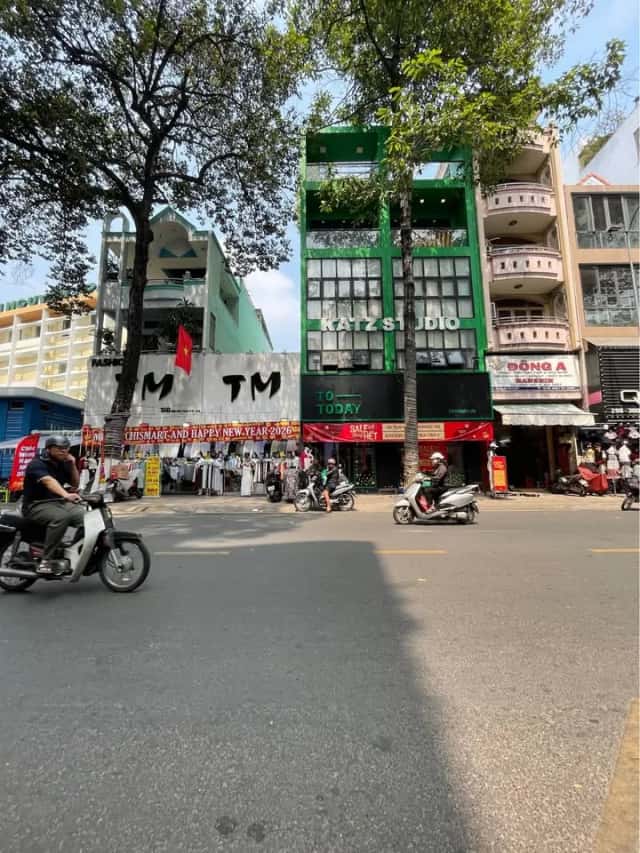 Bán nhà mặt tiền Nguyễn Trãi Quận 5, TP.HCM – 6 phòng ngủ, giá 48 tỷ