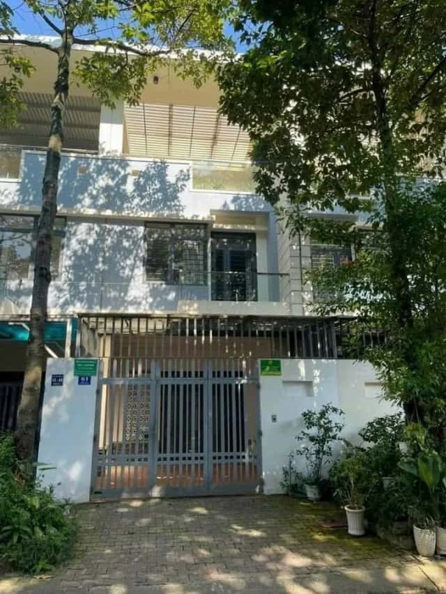 Bán nhà mặt tiền đường số 12, KDC Hiệp Thành 3 Thành phố Thủ Dầu Một, Bình Dương – 3 phòng ngủ, giá 5.5 tỷ
