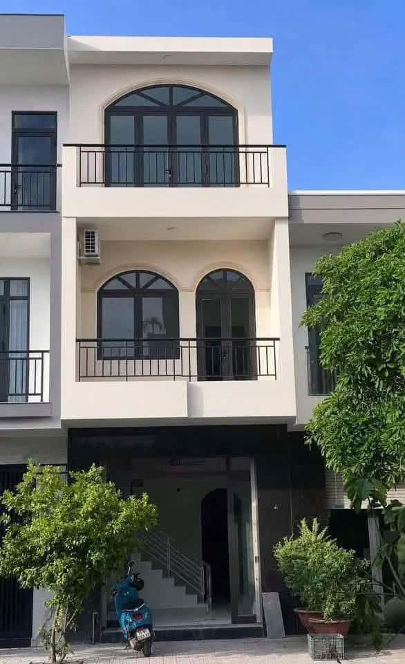 Bán nhà mặt tiền đường số 18A, Khu đô thị Lê Hồng Phong II Thành phố Nha Trang, Khánh Hòa – 3 phòng ngủ, giá 7.6 tỷ