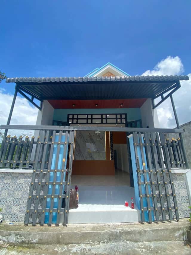 Bán nhà hẻm Ấp Mới 2 Huyện Đức Hòa, Long An – 2 phòng ngủ, giá 1.3 tỷ