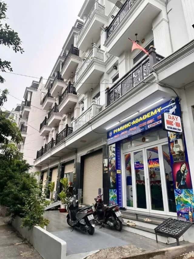 Bán nhà hẻm Thạnh Xuân 21 Quận 12, TP.HCM – 4 phòng ngủ, giá 5.8 tỷ