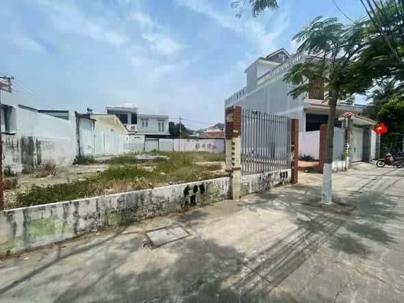 Bán đất đường Phạm Văn Đồng Thành phố Nha Trang, Khánh Hòa – giá 33.4 tỷ