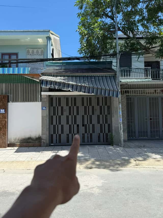 Bán nhà mặt tiền Hàm Nghi Thành phố Vinh, Nghệ An – 2 phòng ngủ, giá 4.3 tỷ