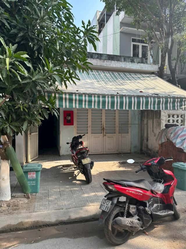 Bán nhà mặt tiền Trần Quý Khoách Quận Liên Chiểu, TP. Đà Nẵng – 4 phòng ngủ, giá 6.2 tỷ