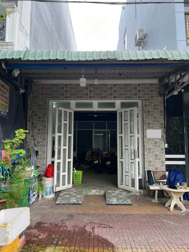 Bán nhà mặt tiền đường B30, Khu dân cư 91B Quận Ninh Kiều, TP. Cần Thơ – 1 phòng ngủ, giá 3.6 tỷ Bán nhà mặt tiền đường B30, Khu dân cư 91B Quận Ninh Kiều, TP. Cần Thơ – 1 phòng ngủ, giá 3.6 tỷ