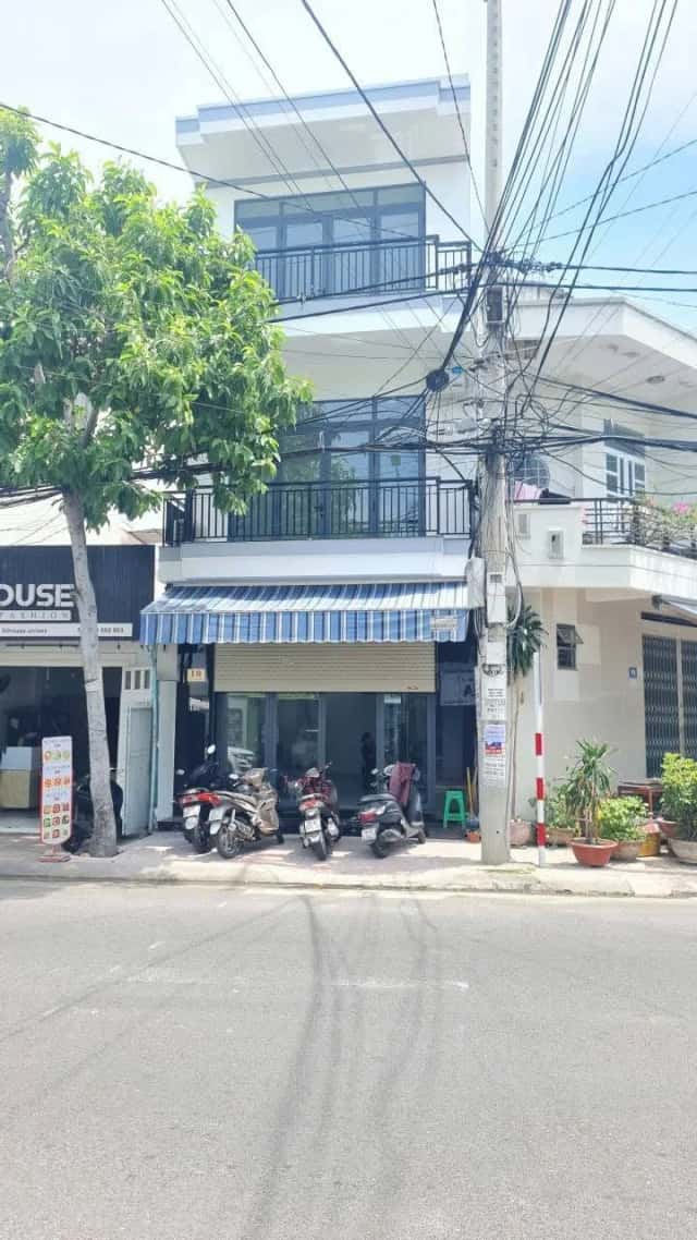 Bán nhà mặt tiền Cửu Long Thành phố Nha Trang, Khánh Hòa – 3 phòng ngủ, giá 12.5 tỷ