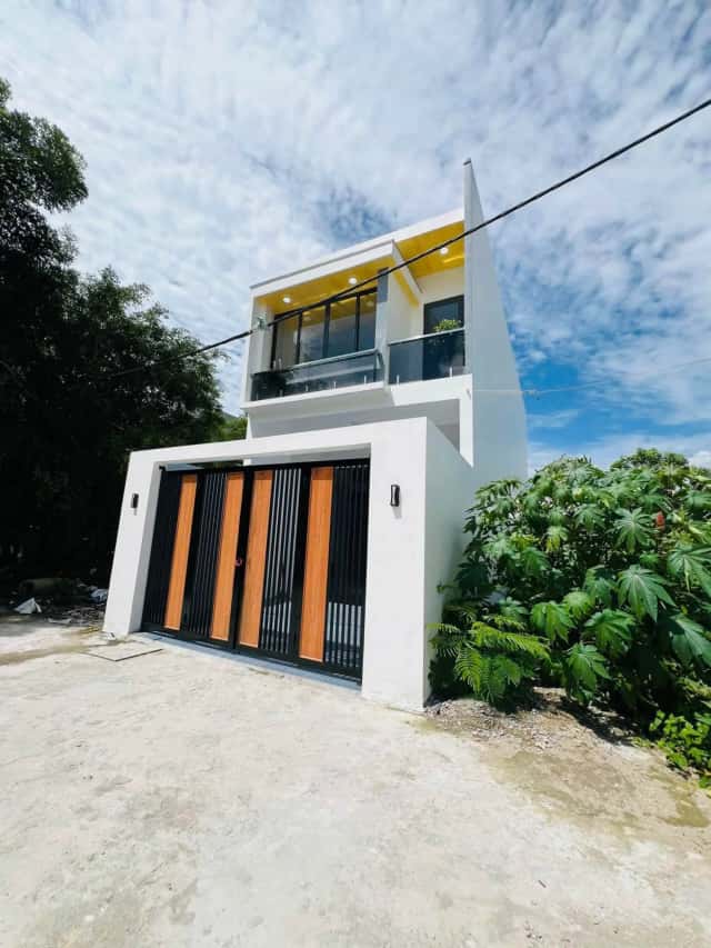 Bán nhà mặt tiền đường số 13 KDC Đại Dương Thành phố Tân An, Long An – 3 phòng ngủ, giá 3.2 tỷ