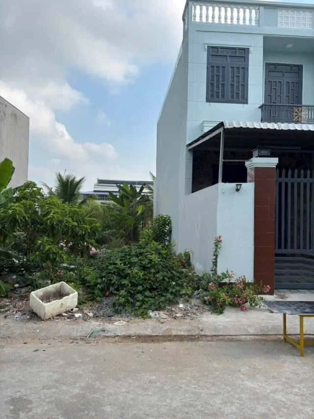 Bán đất hẻm đường ĐT 826 Huyện Cần Đước, Long An – giá 1.3 tỷ