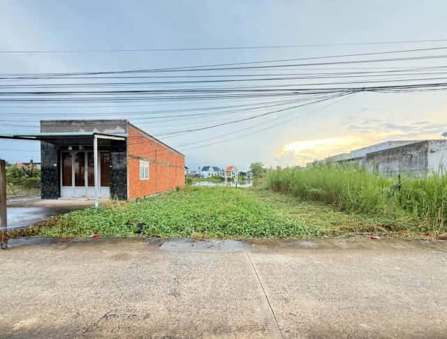 Bán đất Trần Văn Thôi Huyện Cần Giuộc, Long An – giá 550 triệu Bán đất Trần Văn Thôi Huyện Cần Giuộc, Long An – giá 550 triệu