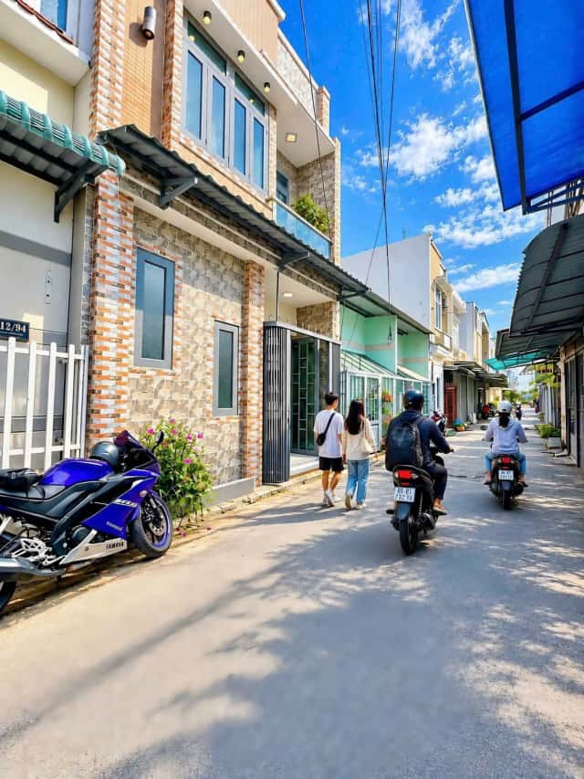 Bán nhà hẻm đường Hoàng Quốc Việt Quận Ninh Kiều, TP. Cần Thơ – 2 phòng ngủ, giá 2.4 tỷ