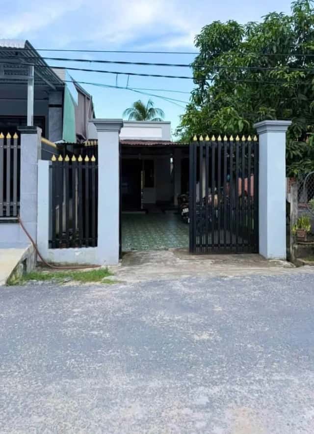Bán nhà hẻm Ấp Cẩm Bình  Huyện Gò Dầu, Tây Ninh – 2 phòng ngủ, giá 580 triệu