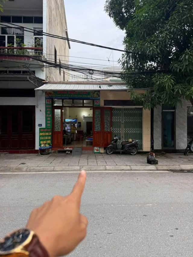 Bán nhà mặt tiền Ngư Hải Thành phố Vinh, Nghệ An – 2 phòng ngủ, giá 7.9 tỷ