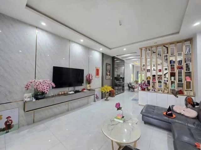 Bán nhà mặt tiền đường số 12 Thành phố Thủ Dầu Một, Bình Dương – 4 phòng ngủ, giá 6.9 tỷ