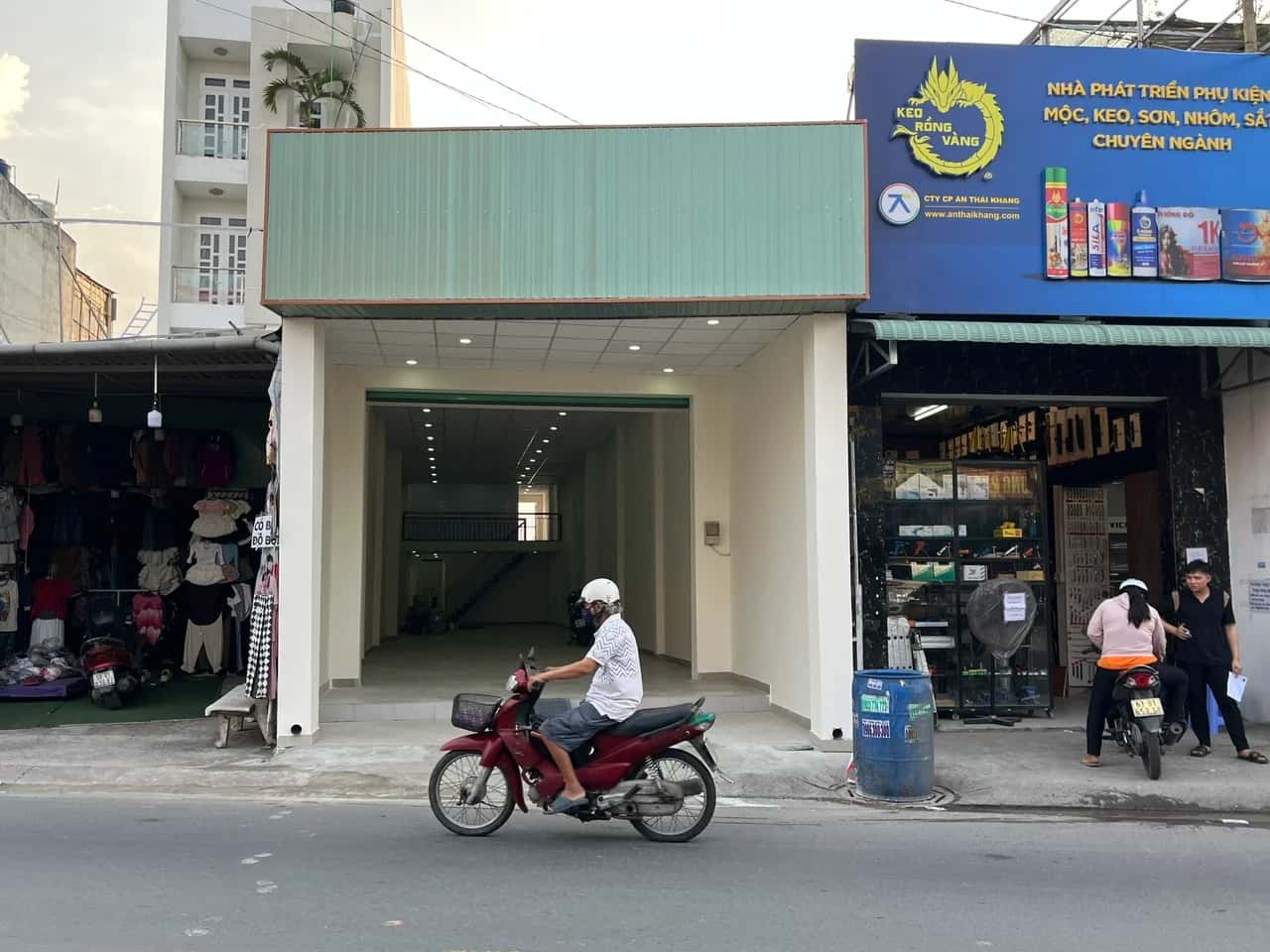 Bán nhà hẻm Phan Văn Hớn Huyện Hóc Môn, TP.HCM – 2 phòng ngủ, giá 10.5 tỷ