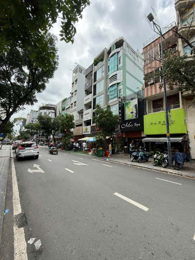 Bán nhà mặt tiền Lý Tự Trọng Quận 1, TP.HCM – giá 180 tỷ Bán nhà mặt tiền Lý Tự Trọng Quận 1, TP.HCM – giá 180 tỷ