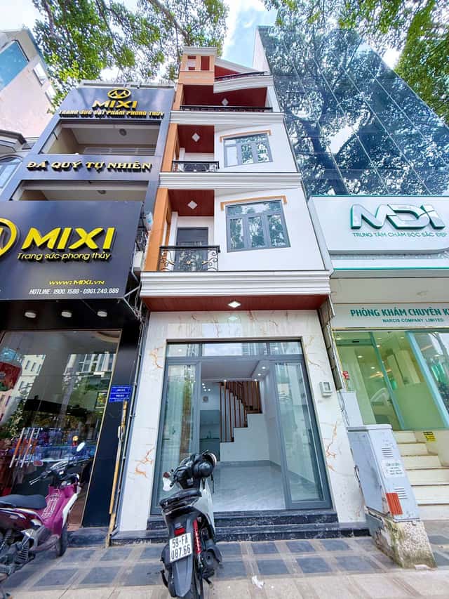 Bán nhà mặt tiền Đường 3 Tháng 2 Quận 10, TP.HCM – giá 32 tỷ