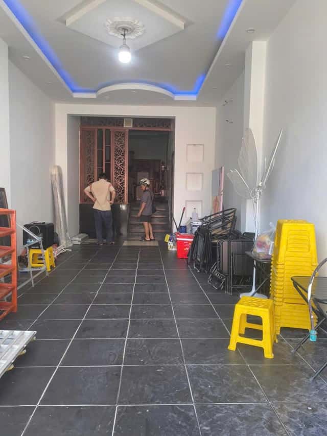 Bán nhà mặt tiền Nguyễn Huy Tự Quận 1, TP.HCM – 6 phòng ngủ, giá 30 tỷ