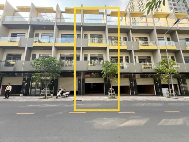Bán nhà mặt tiền Thống Nhất, Khu dân cư Bcons Uni Valley Thành phố Dĩ An, Bình Dương – 5 phòng ngủ, giá 10 tỷ