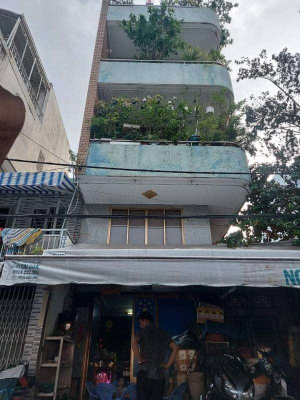 Bán nhà mặt tiền Nguyễn Lâm Quận 10, TP.HCM – 5 phòng ngủ, giá 11 tỷ