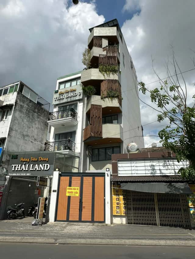 Bán nhà mặt tiền đường số 10 Quận 7, TP.HCM – 5 phòng ngủ, giá 27 tỷ