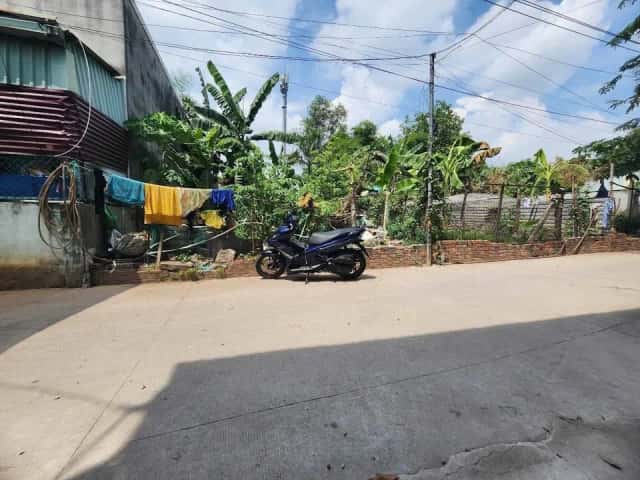 Bán đất hẻm đường Huỳnh Văn Lũy  Thành phố Tân Uyên, Bình Dương – giá 2.4 tỷ