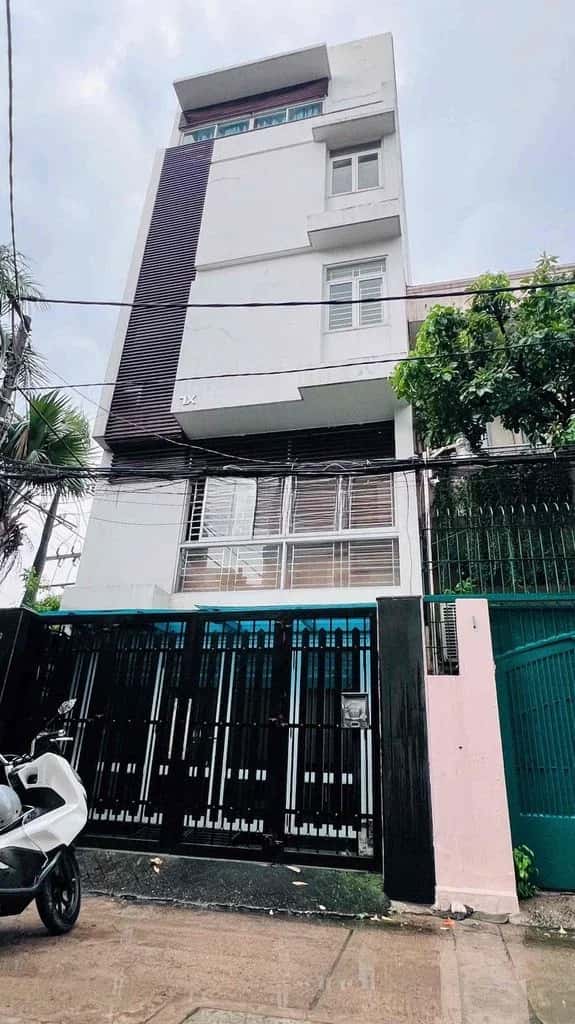 Bán nhà hẻm Cách Mạng Tháng Tám  Quận 3, TP.HCM – 7 phòng ngủ, giá 23.5 tỷ