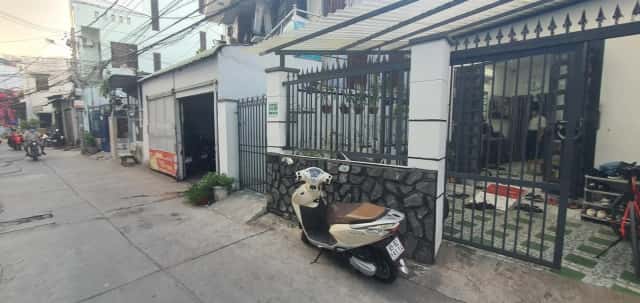Bán nhà hẻm Hoàng Văn Thụ  Quận Ninh Kiều, TP. Cần Thơ – 5 phòng ngủ, giá 8 tỷ
