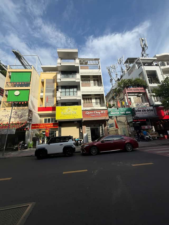 Bán nhà mặt tiền Nguyễn Thái Bình Quận 1, TP.HCM – giá 50 tỷ Bán nhà mặt tiền Nguyễn Thái Bình Quận 1, TP.HCM – giá 50 tỷ