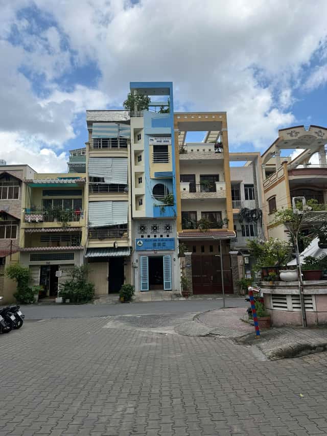Bán nhà hẻm Lý Thường Kiệt Quận 11, TP.HCM – 4 phòng ngủ, giá 22 tỷ