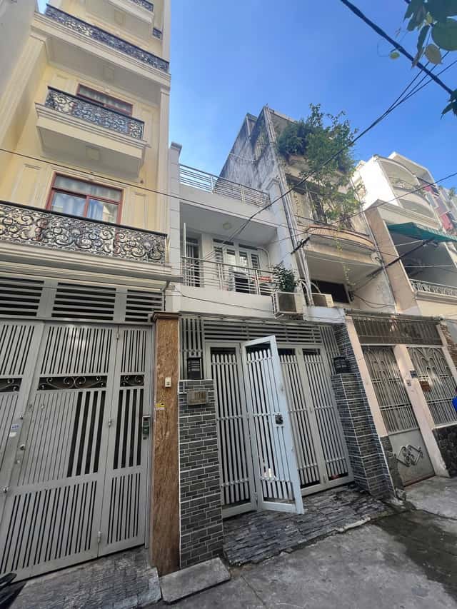 Bán nhà mặt tiền Thành Thái Quận 10, TP.HCM – giá 10.5 tỷ Bán nhà mặt tiền Thành Thái Quận 10, TP.HCM – giá 10.5 tỷ