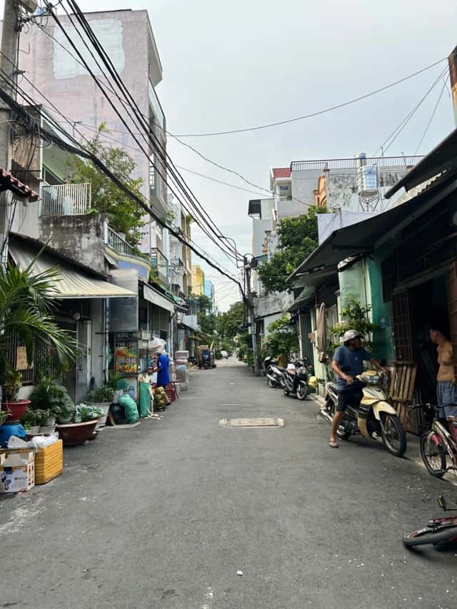 Bán nhà mặt tiền lê văn quới Quận Bình Tân, TP.HCM – 4 phòng ngủ, giá 7 tỷ Bán nhà mặt tiền lê văn quới Quận Bình Tân, TP.HCM – 4 phòng ngủ, giá 7 tỷ