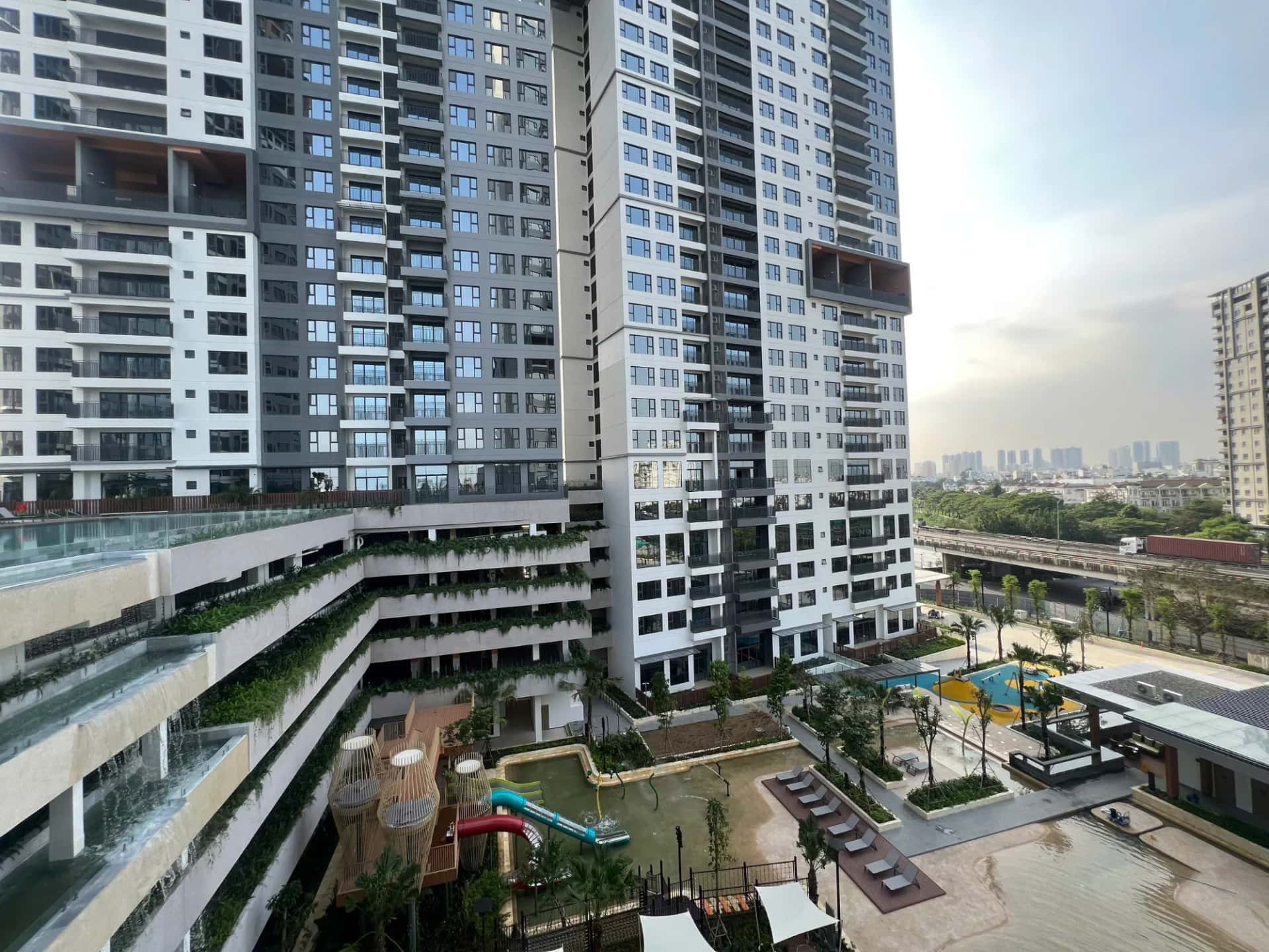 Bán căn hộ chung cư Căn T10.25.03 số 2 Nguyễn Văn Tưởng  Quận 7, TP.HCM – 2 phòng ngủ, giá 8.7 tỷ