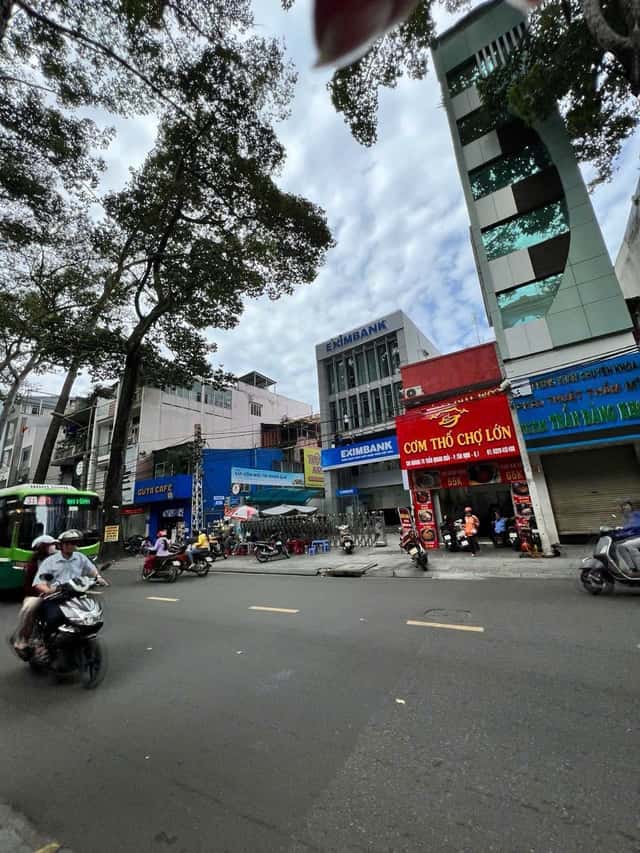 Bán nhà mặt tiền Trần Quang Khải Quận 1, TP.HCM – 3 phòng ngủ, giá 33 tỷ