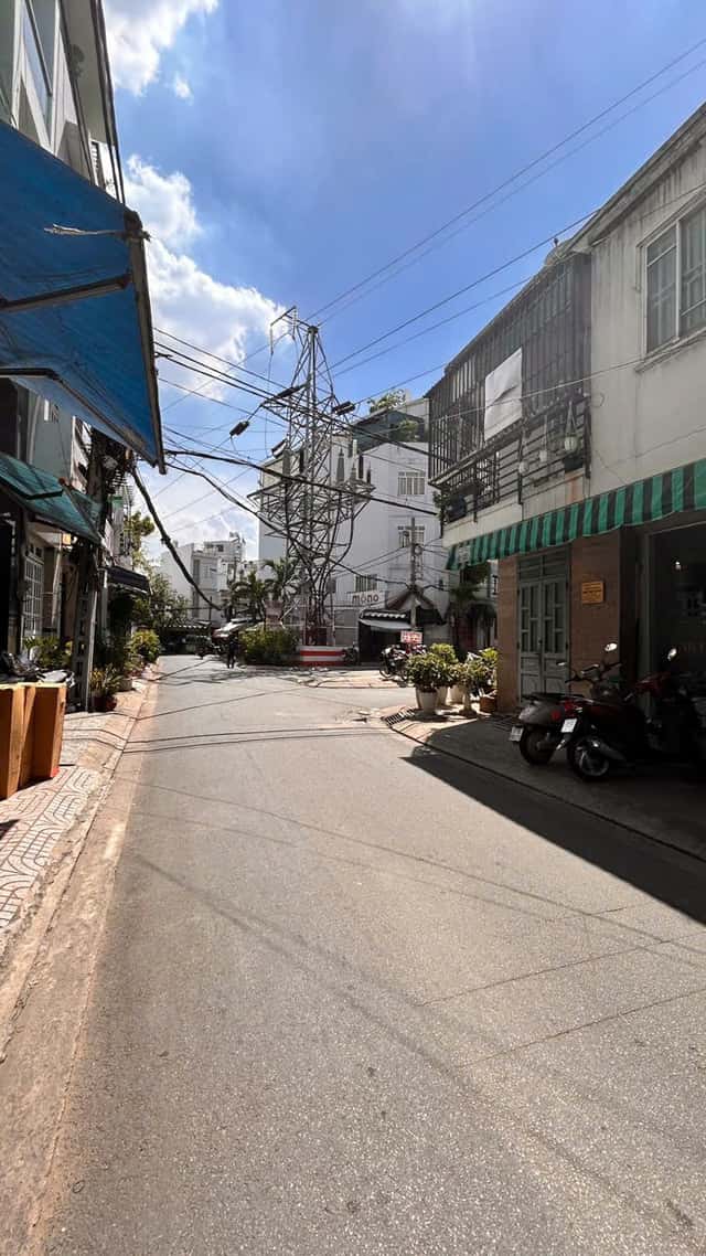 Bán nhà hẻm Nguyễn Giản Thanh Quận 10, TP.HCM – giá 15 tỷ