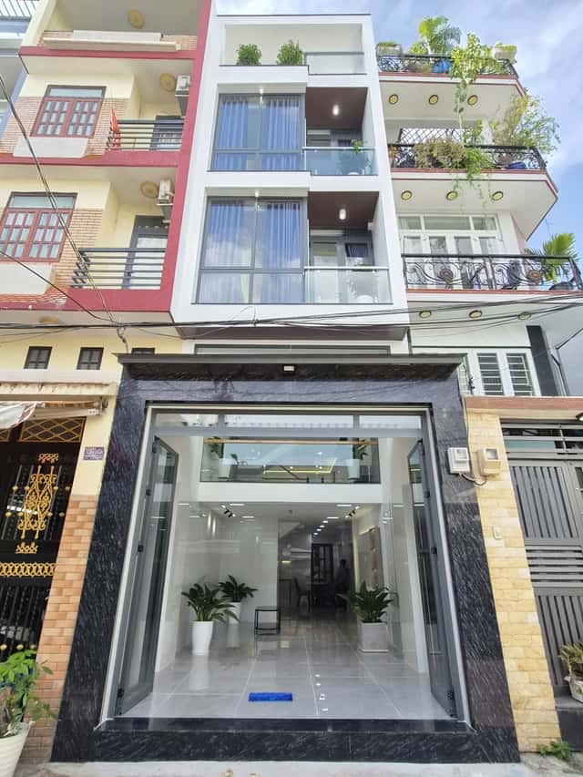Bán nhà hẻm Lạc Long Quân Quận 11, TP.HCM – giá 9.8 tỷ Bán nhà hẻm Lạc Long Quân Quận 11, TP.HCM – giá 9.8 tỷ