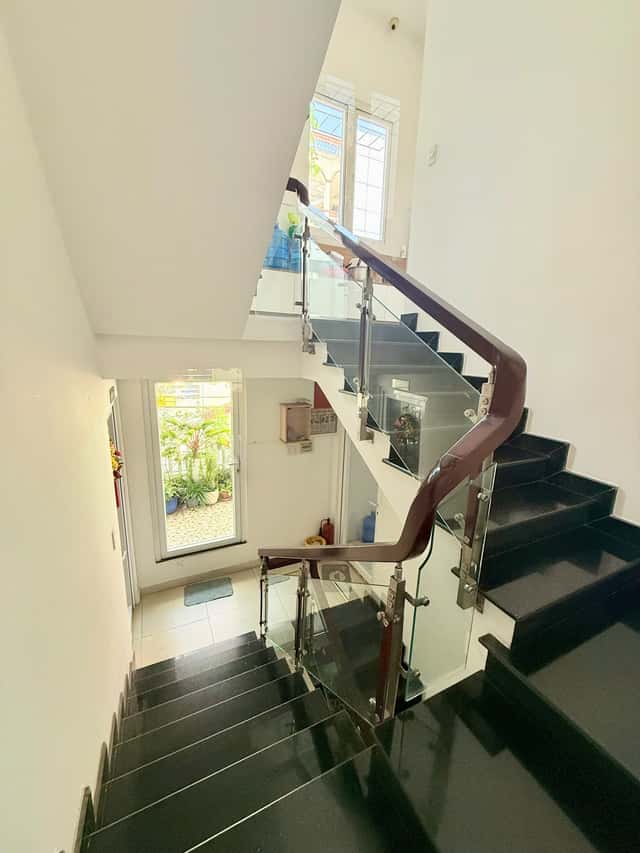 Bán nhà mặt tiền Lạc Long Quân Quận 11, TP.HCM – 5 phòng ngủ, giá 22.6 tỷ